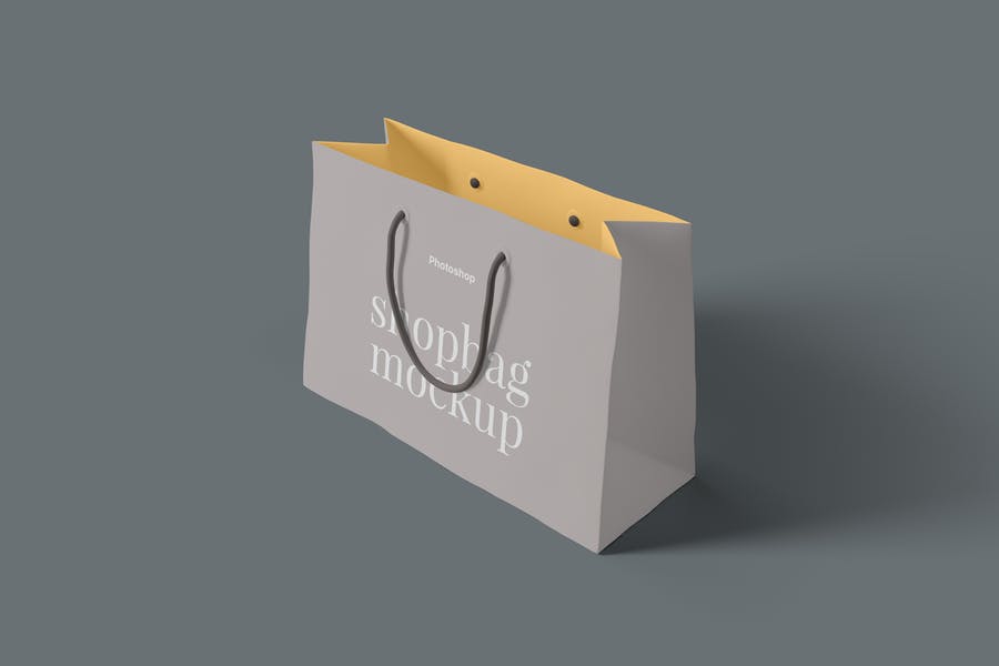 3 Clean Shopping Bags Mockup